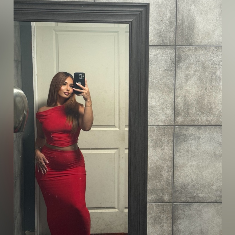 Elegant Red Off-Shoulder Two Piece